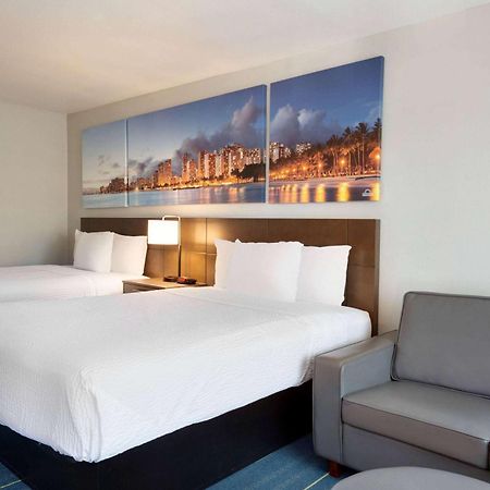 Days Inn & Suites By Wyndham Anaheim At Disneyland Park Eksteriør bilde