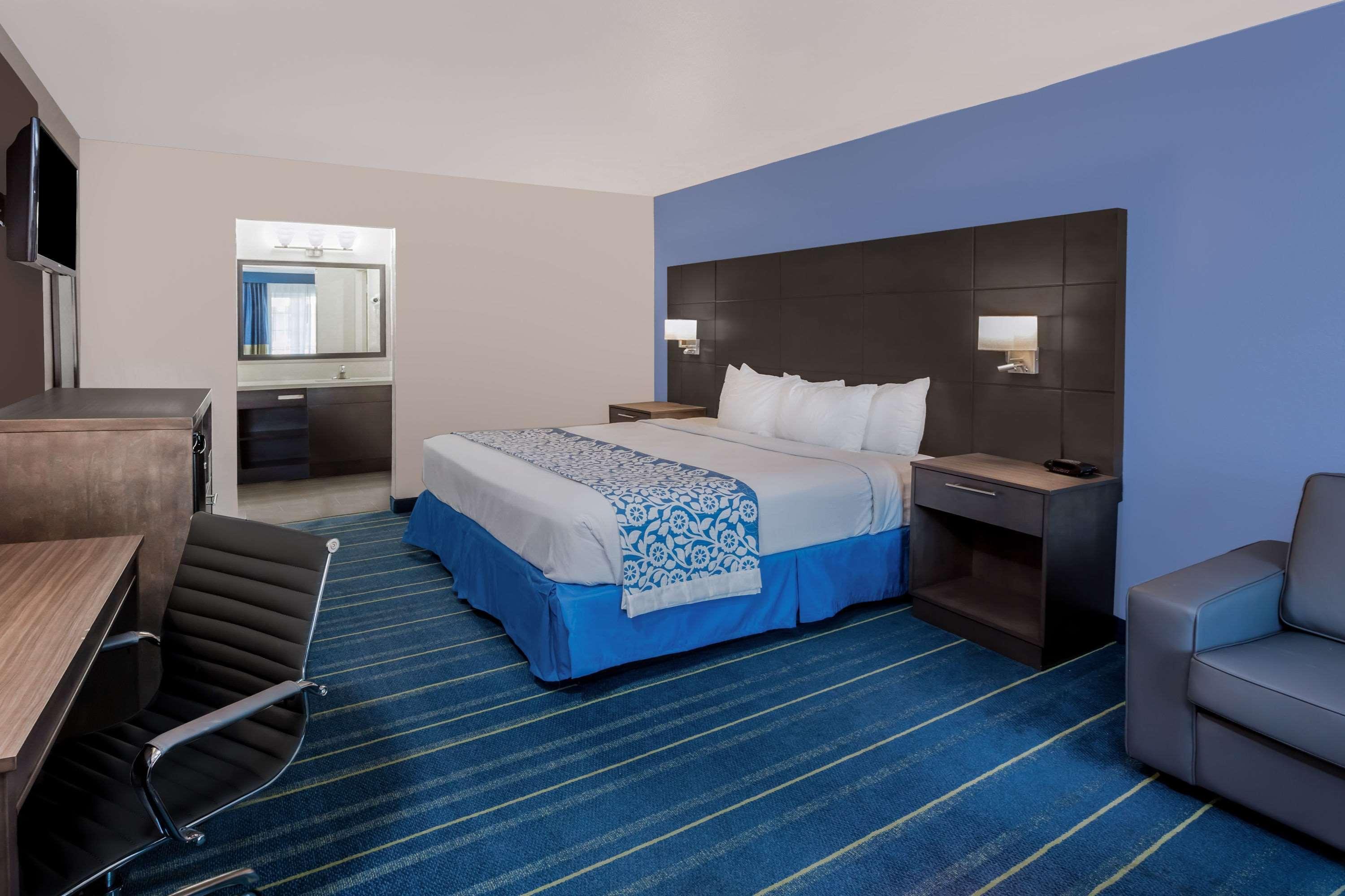 Days Inn & Suites By Wyndham Anaheim At Disneyland Park Eksteriør bilde