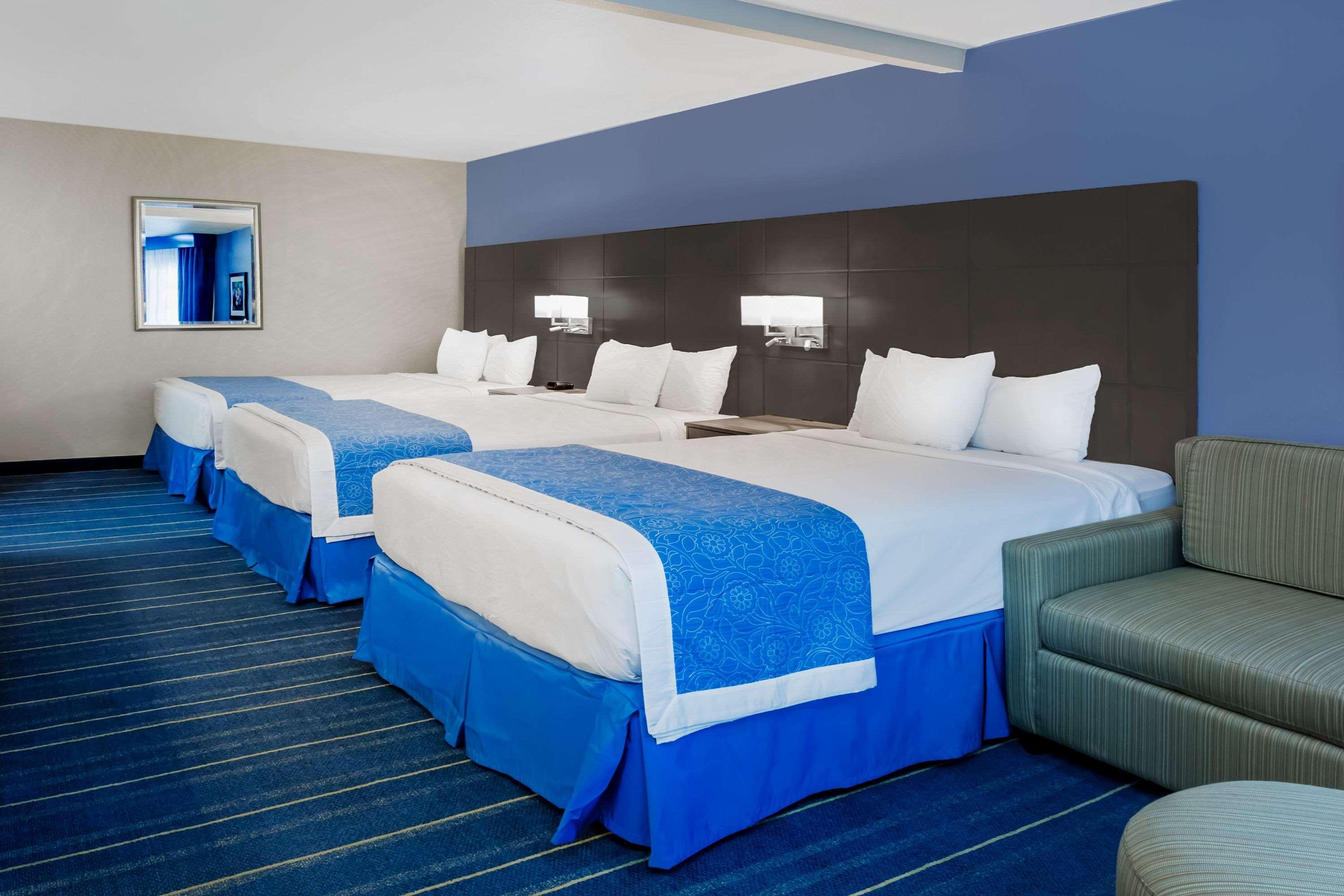 Days Inn & Suites By Wyndham Anaheim At Disneyland Park Eksteriør bilde